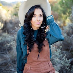 Haute On The Ranch: A guest blog by THE Western Revival -- Mama, Wife, Model, and Friend.