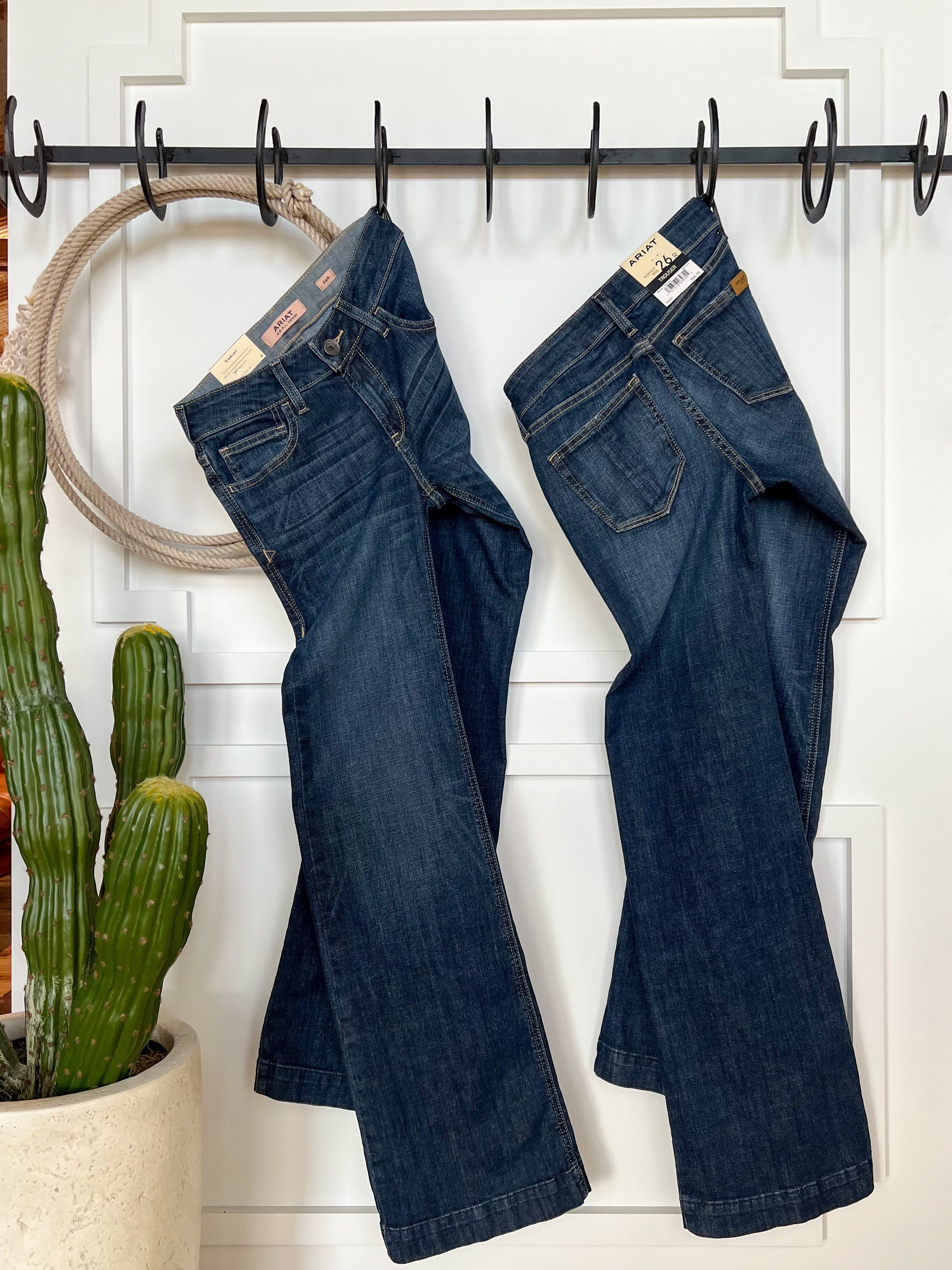 パンツ louren switching denim WEB限定】switching denim(38 BLUE): Louren: WOMENS｜THE TOKYO