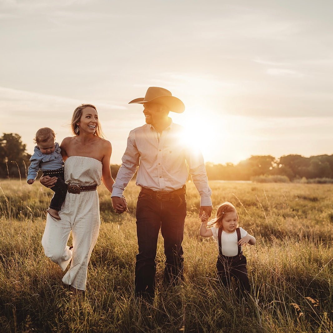 Haute on the Ranch: {Couples & Family} Photoshoot Styling