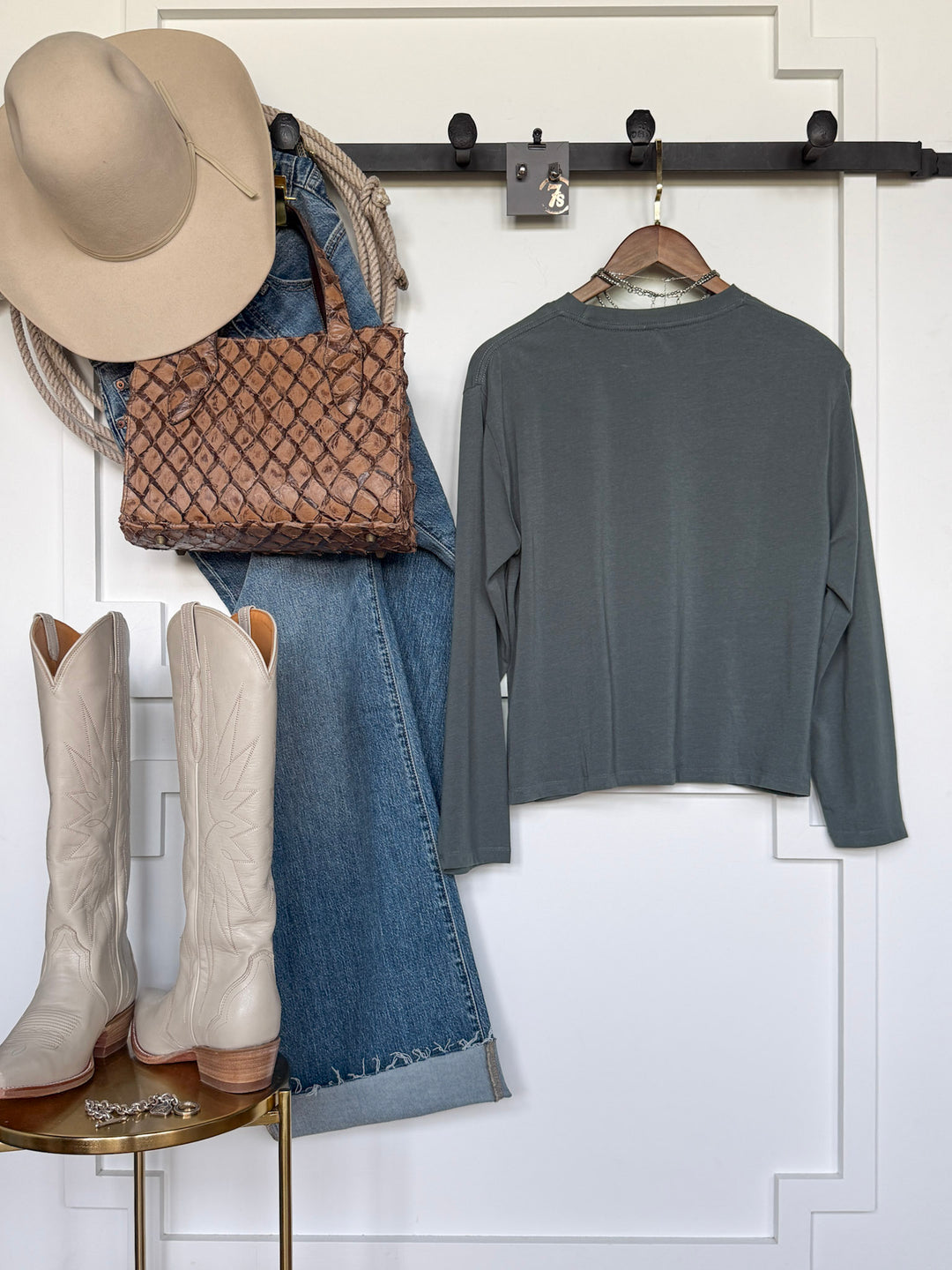 Colville Slate Basic Top