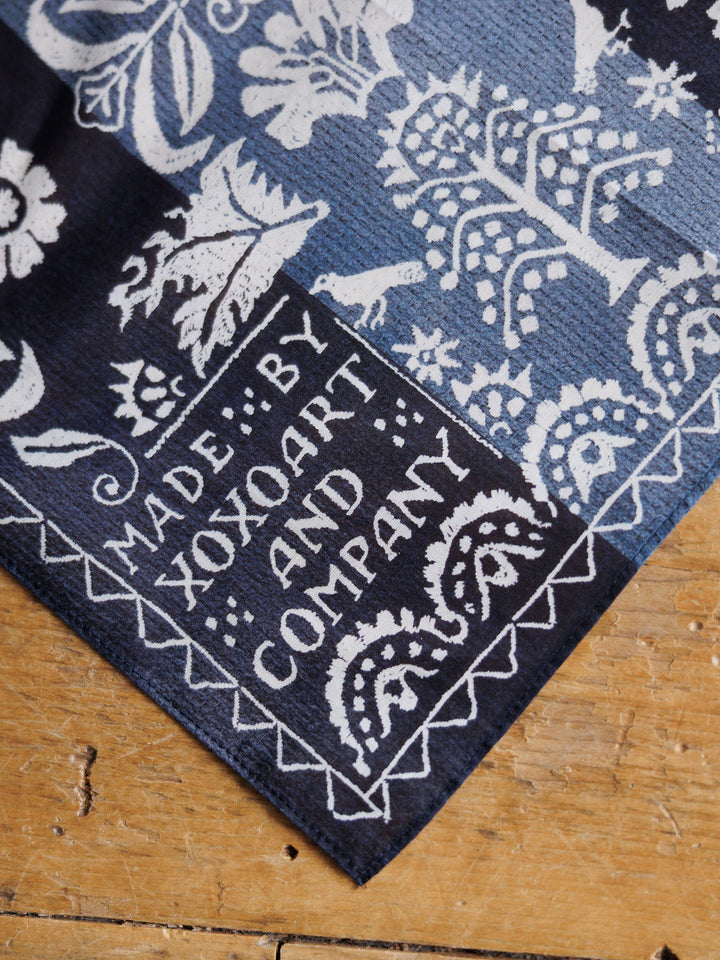 Coverlet Neck Scarf