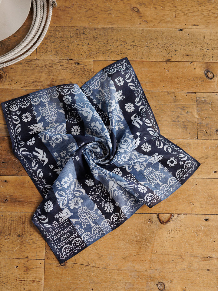 Coverlet Neck Scarf