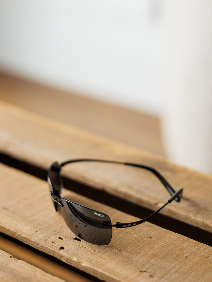 Bex Fynnland XL Sunglasses {Black}