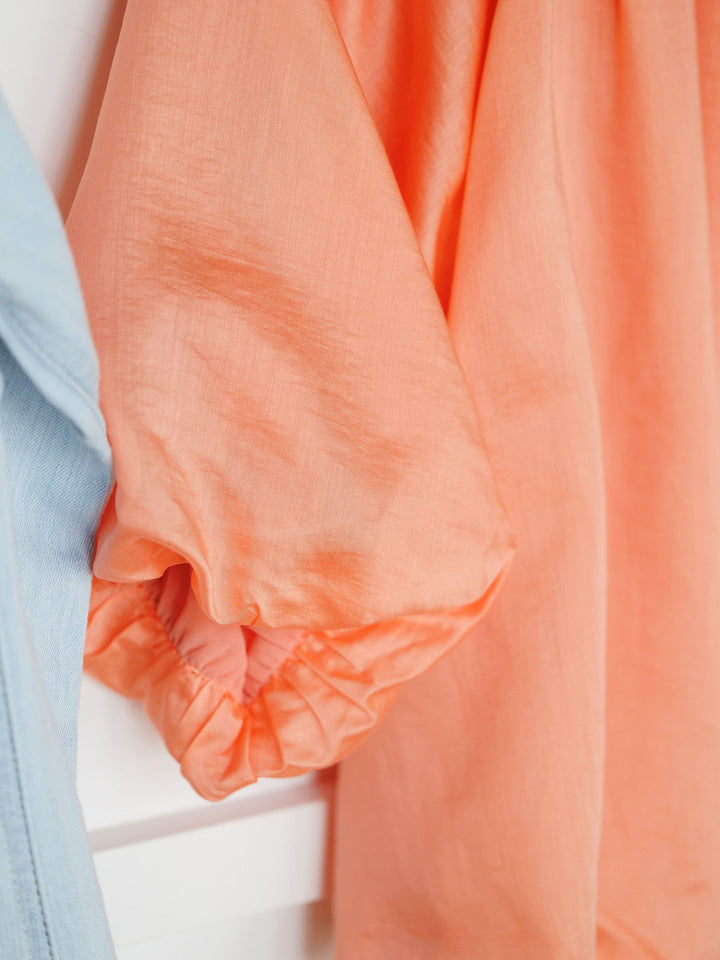 Tupelo Coral Tencel Puff Sleeve Top