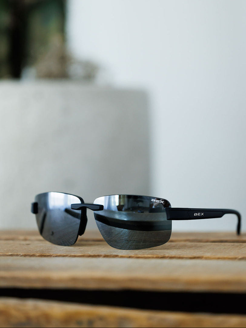 Bex Harris Sunglasses {Black}