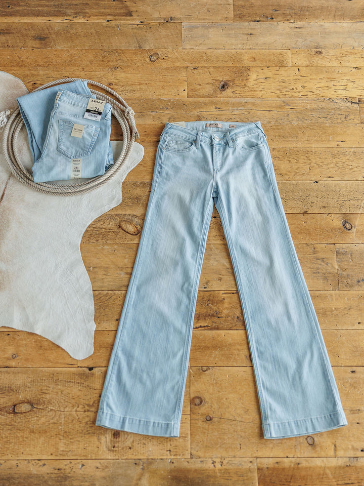 The Dani Perfect Rise Trouser Jean *Exclusive*