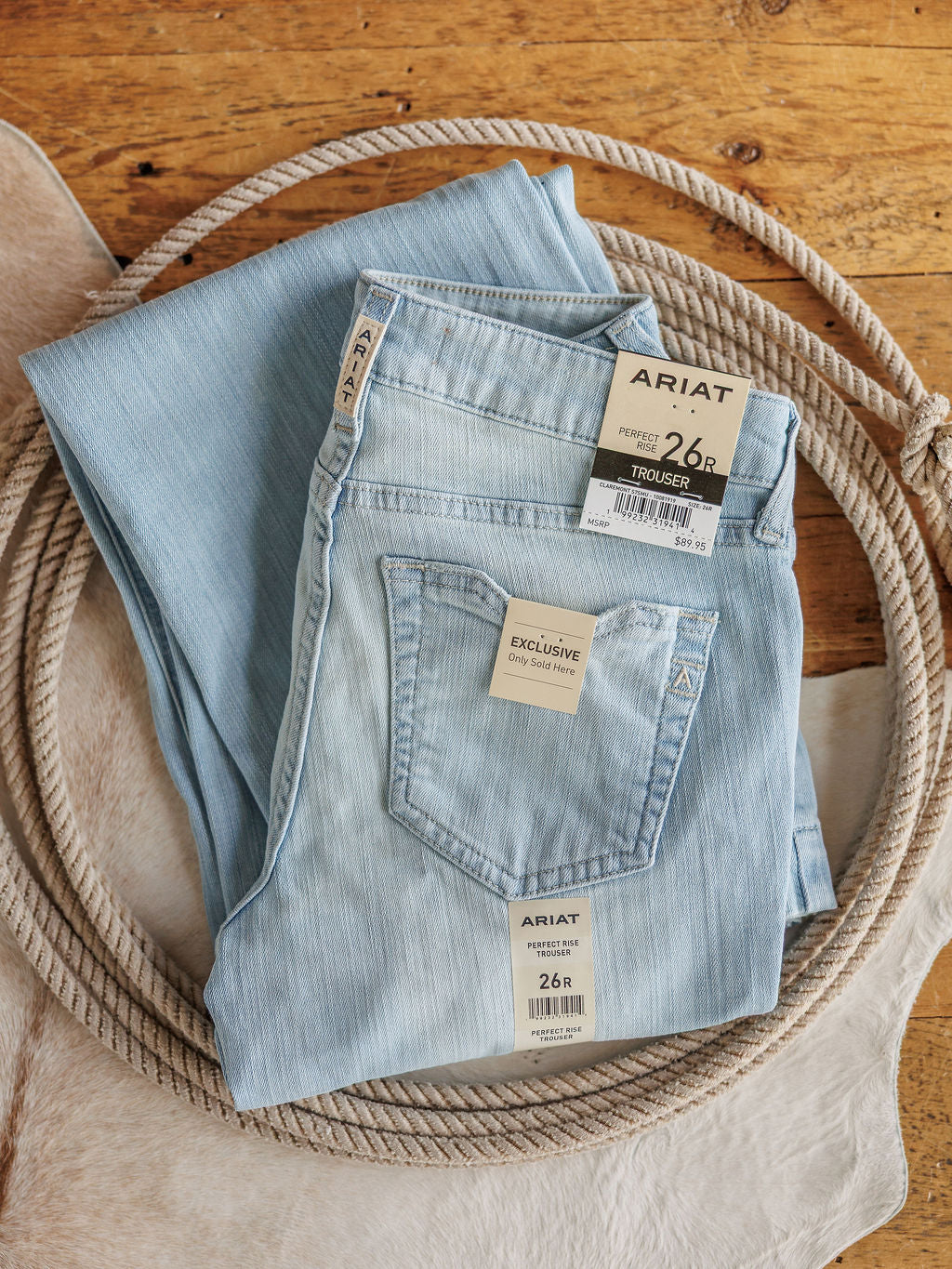 The Dani Perfect Rise Trouser Jean *Exclusive*