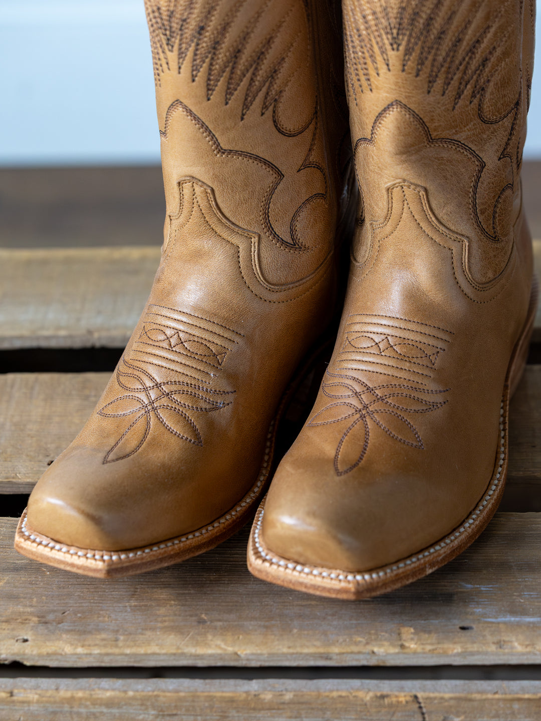 The Leawood Boot {Honey}