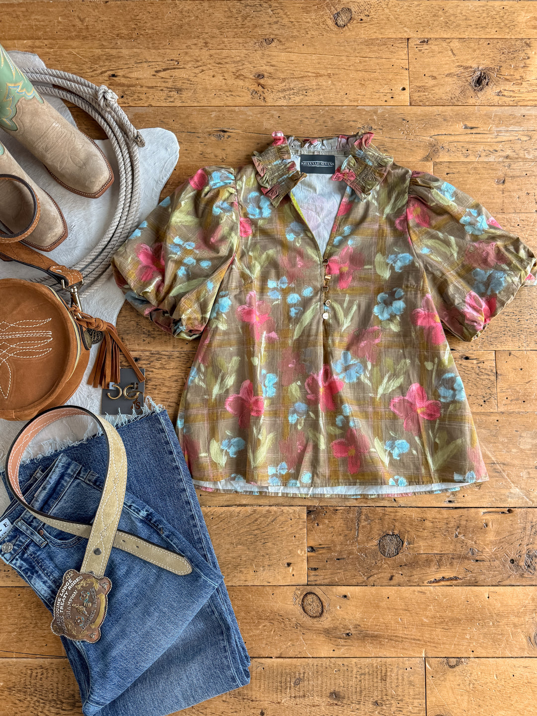 Tupelo Olive Puff Sleeve Top