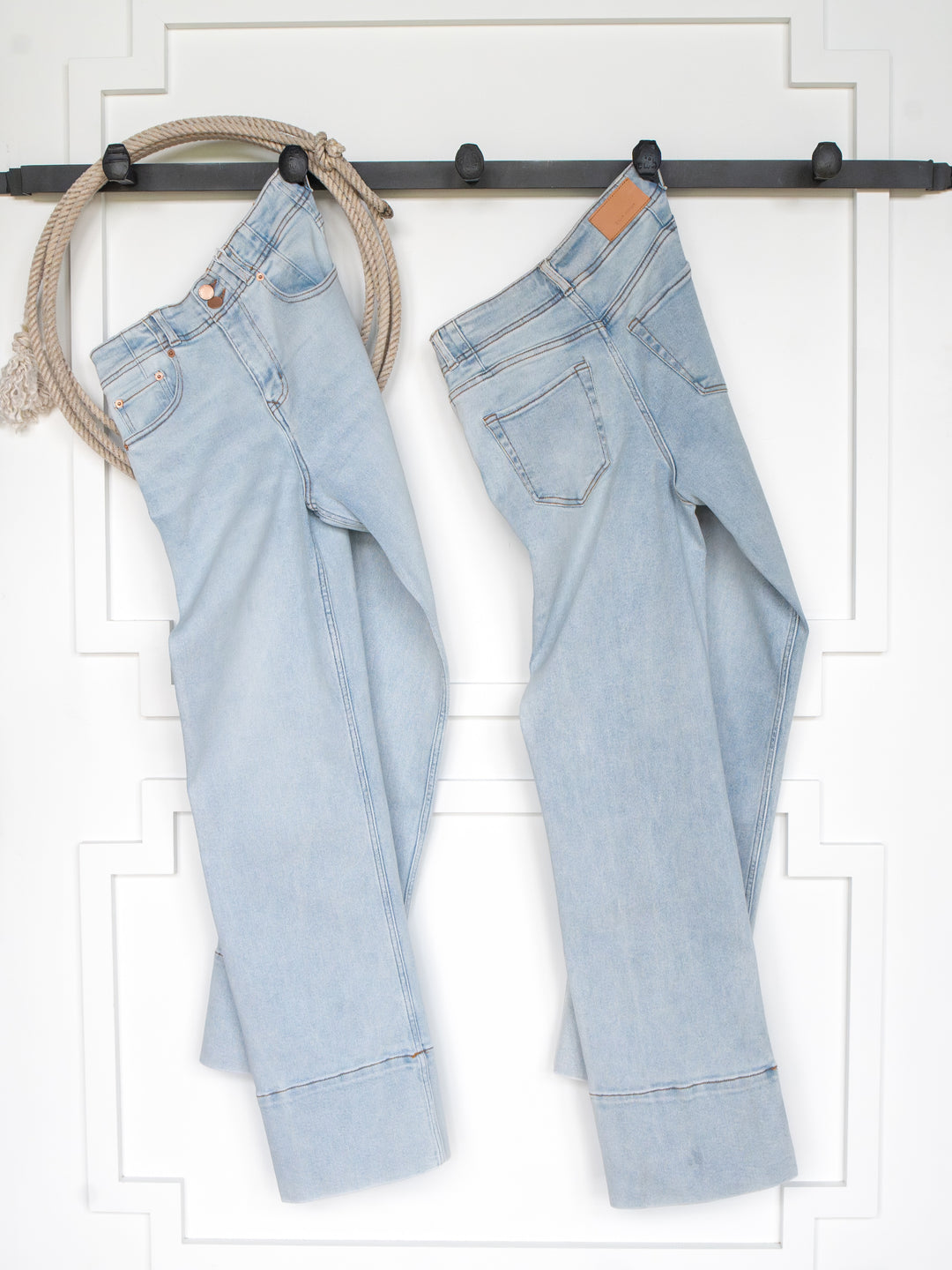 Dillyn High Rise Slim Wide Leg Jean