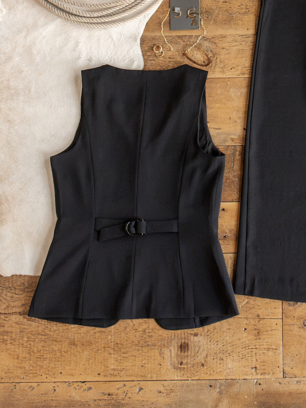Cuero Black Vest Set