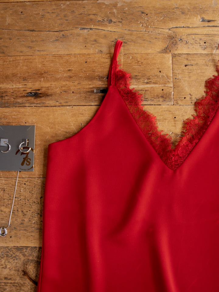 Enderlin Red Lace Trim Satin Tank