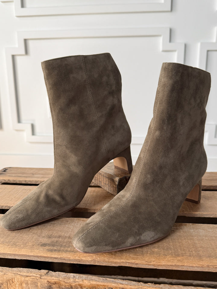 Monroe Olive Suede Boot
