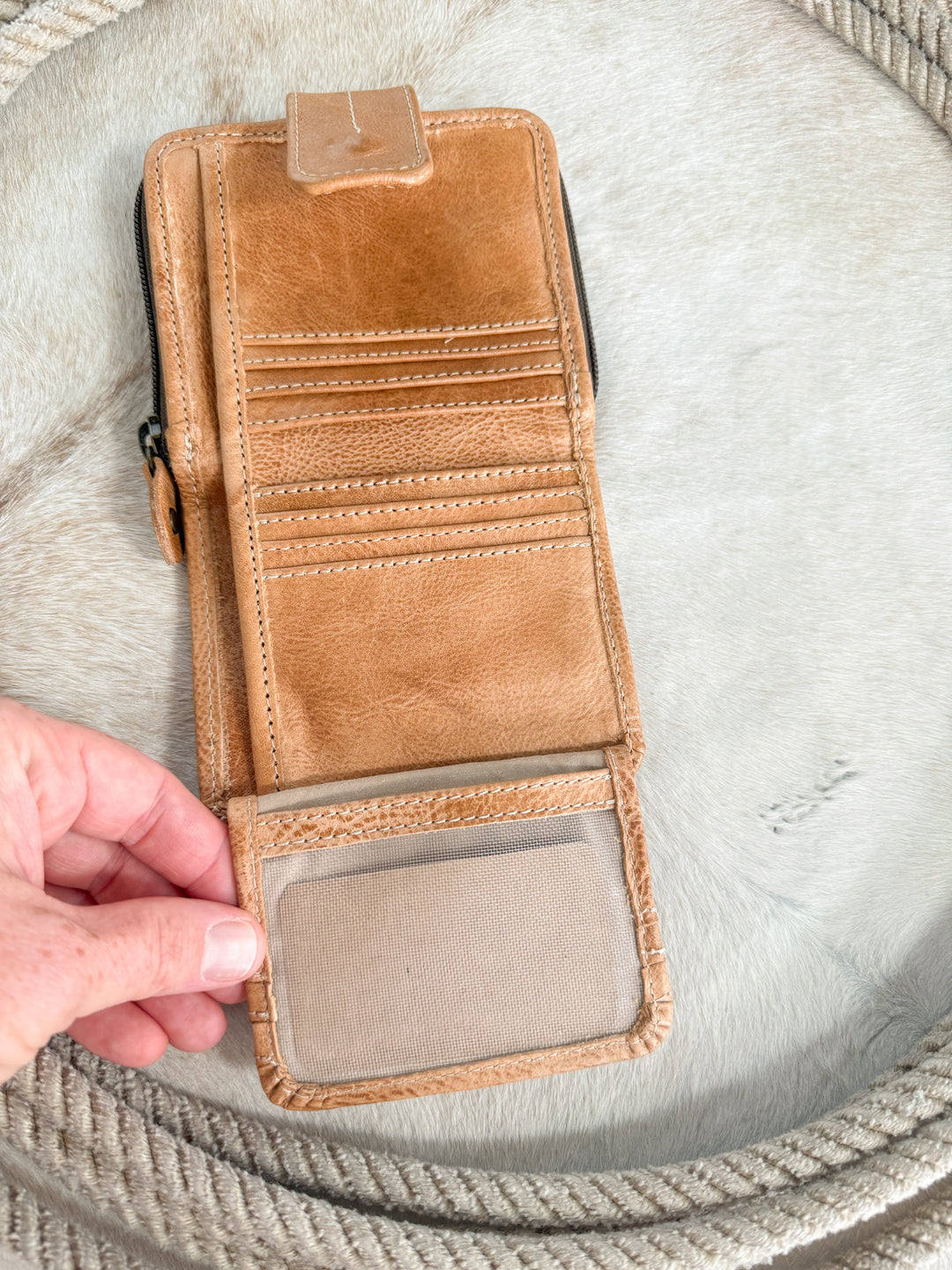 Avera Oat Leather Snap Wallet