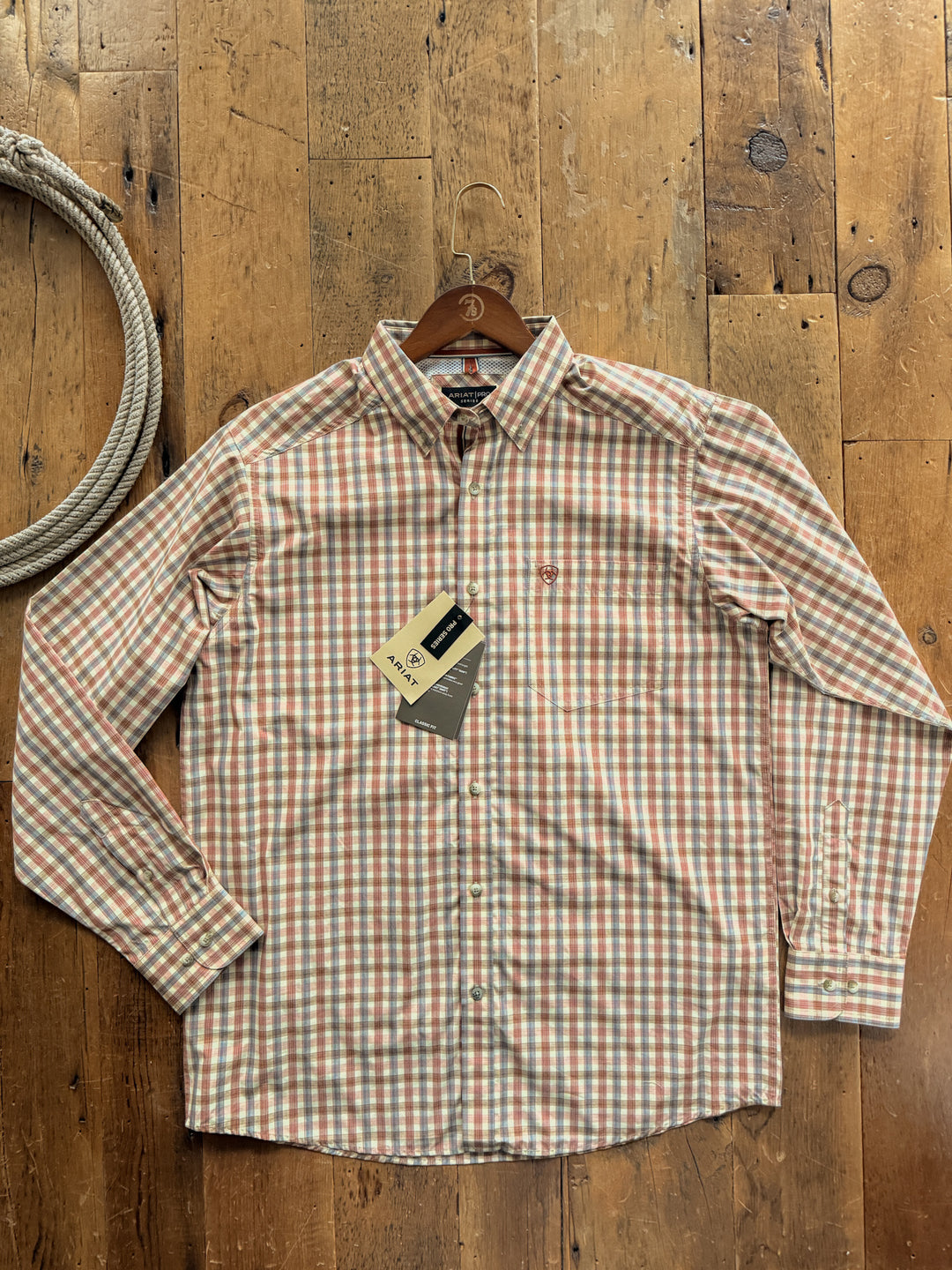 Mannsville Ariat Men's Plaid Button Up