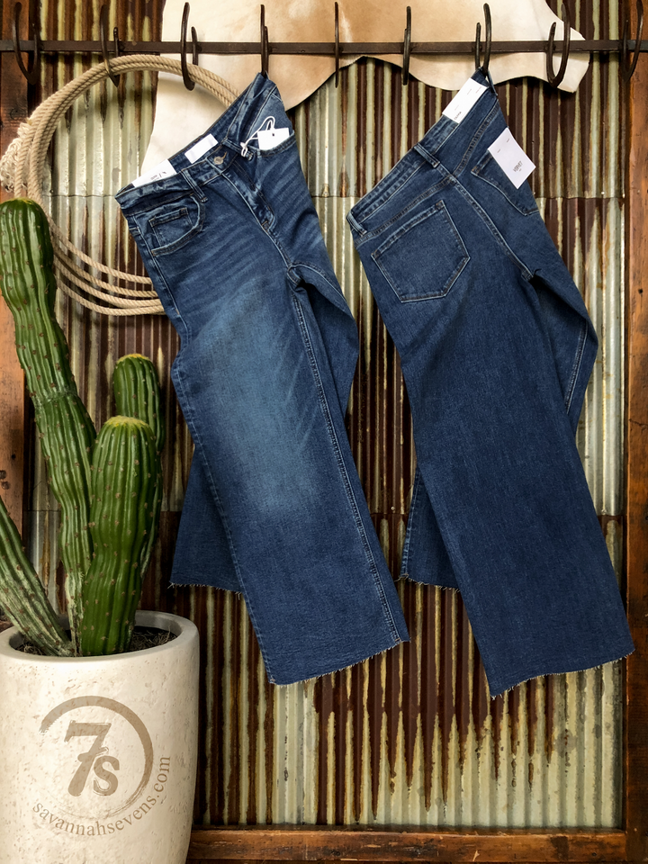 The Stryker Premier Rise 90's Wide Leg Crop Jean