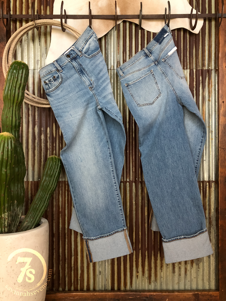 The Kamryn High Rise 90's Relaxed Straight Leg Jean