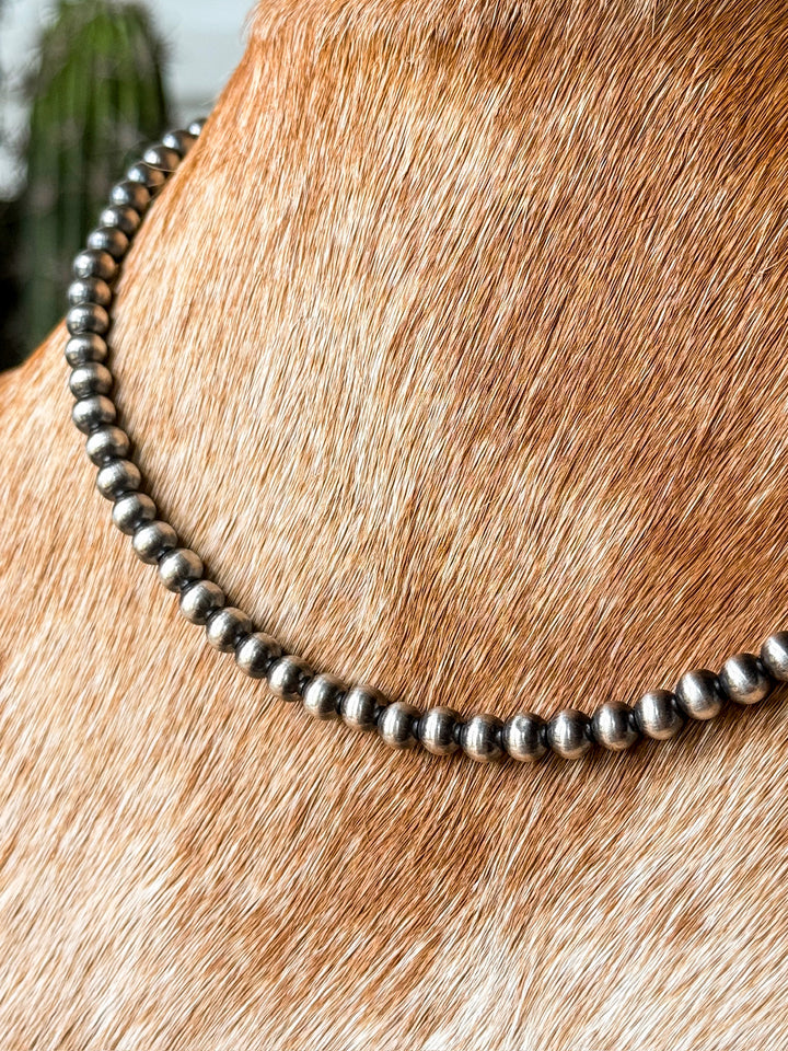 Saledo Navajo Pearl Necklace