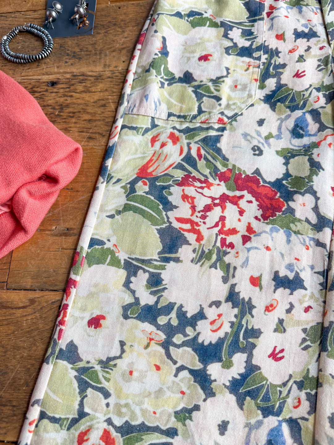 Adelanto Floral Wide Leg Crop Pants