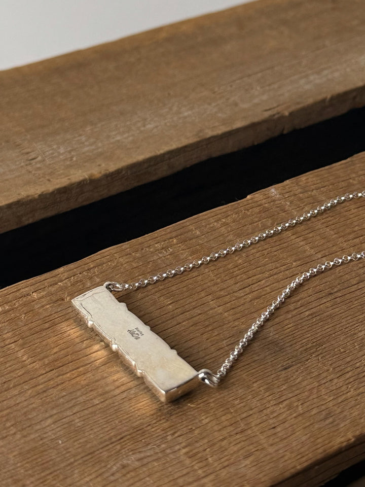 Casco Turquoise Bar Necklace