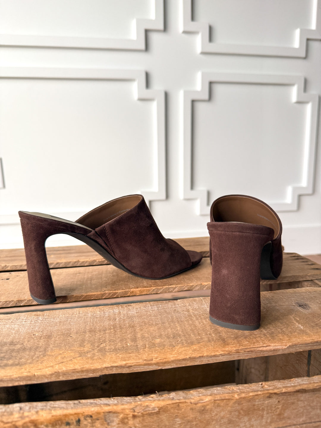 Delano Mahogany Suede Heel