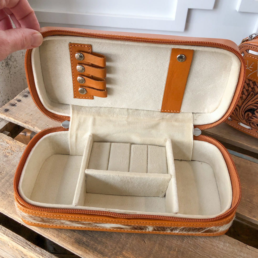 Calimesa Travel Jewelry Case