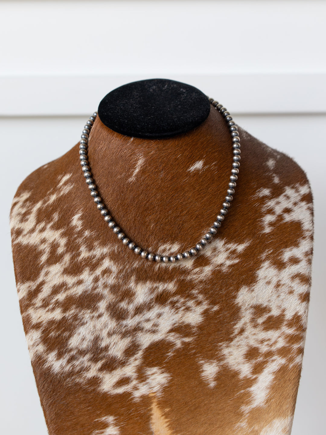 Saledo Navajo Pearl Necklace