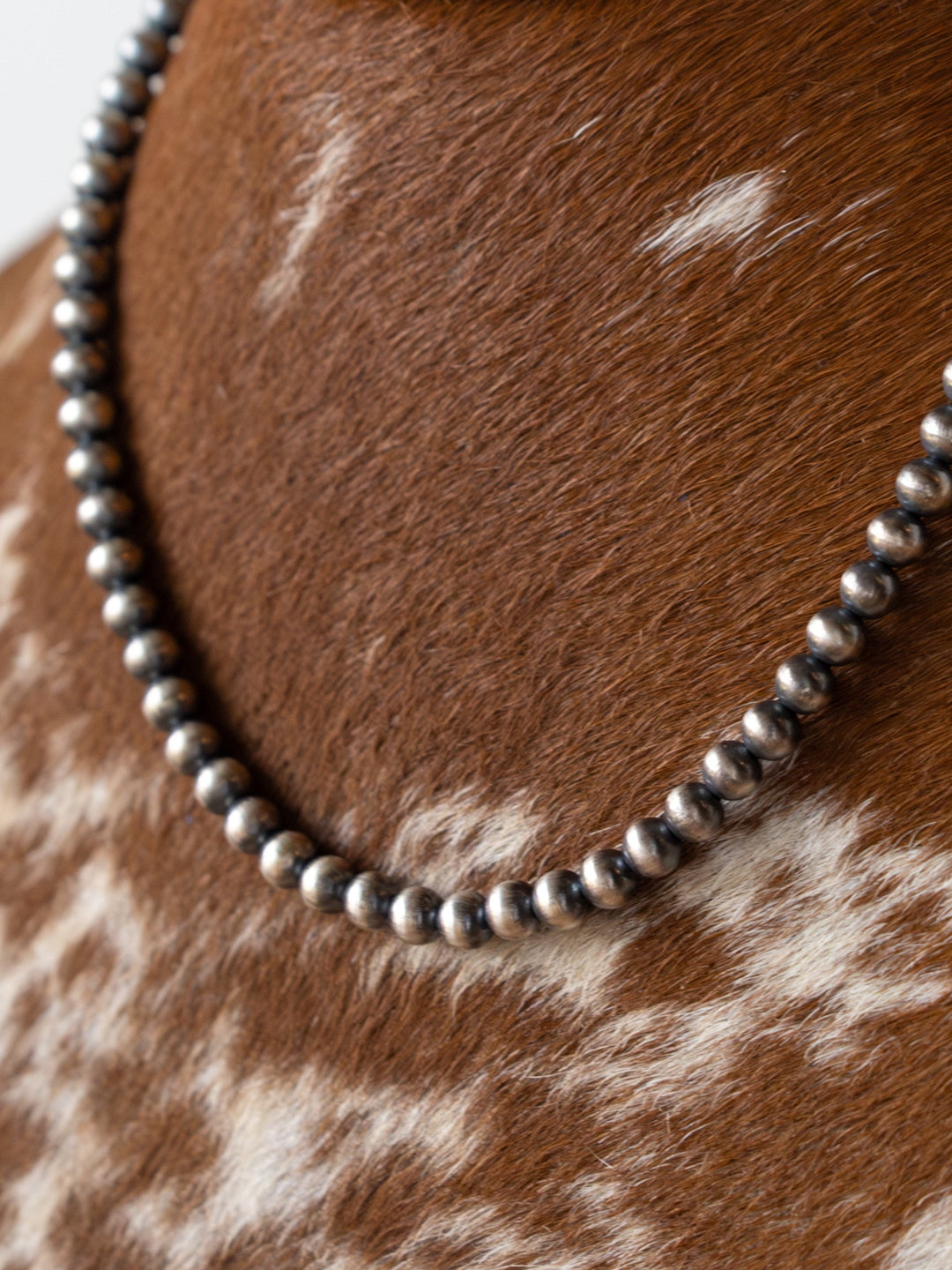 Saledo Navajo Pearl Necklace