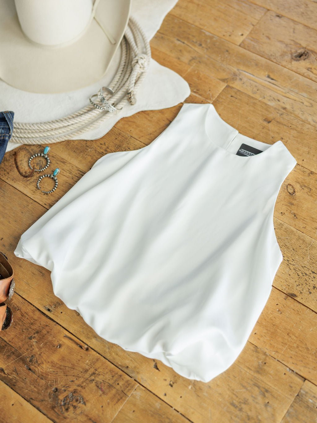 Abbeville White Bubble Hem Top