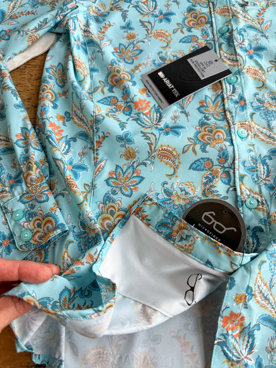 Akaska Ariat Paisley Performance Shirt