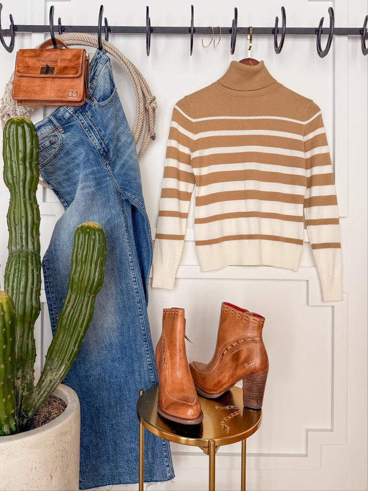 Aquilla Striped Turtleneck Top
