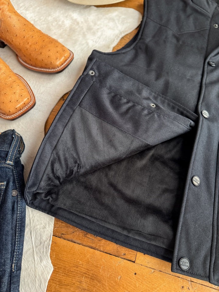 Barnard Ariat Men's Black Insulated Vest