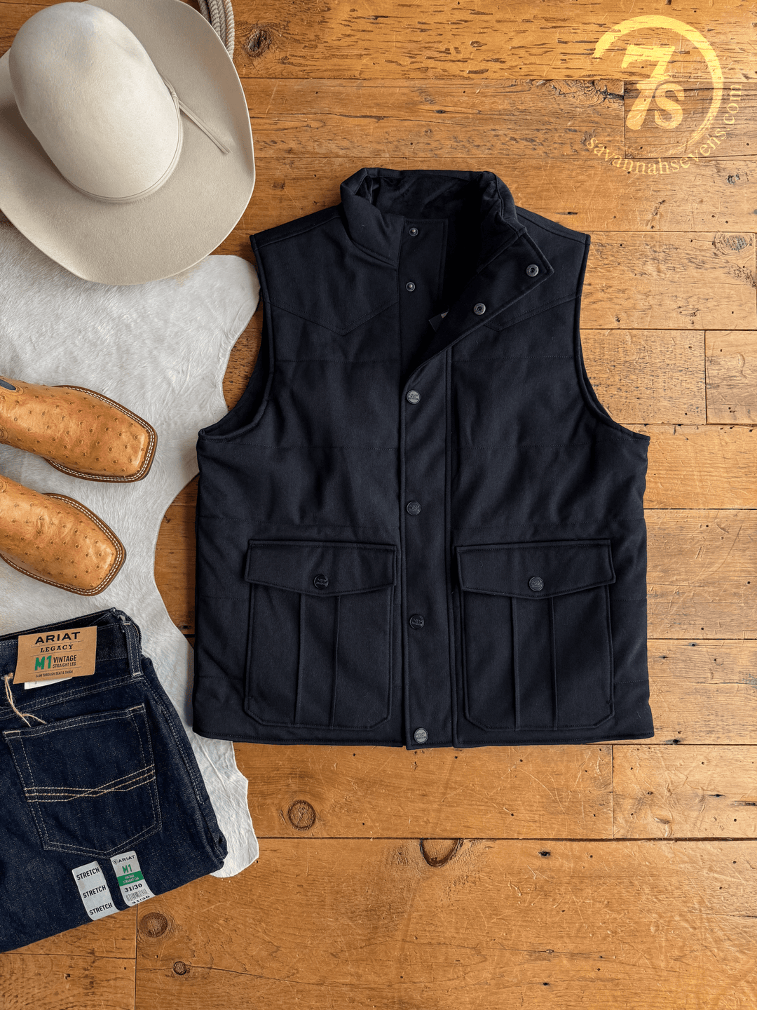 Barnard Ariat Men's Black Insulated Vest