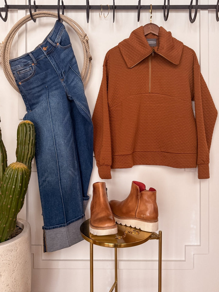 Cheyenne Wells Carmel Quilted Pullover