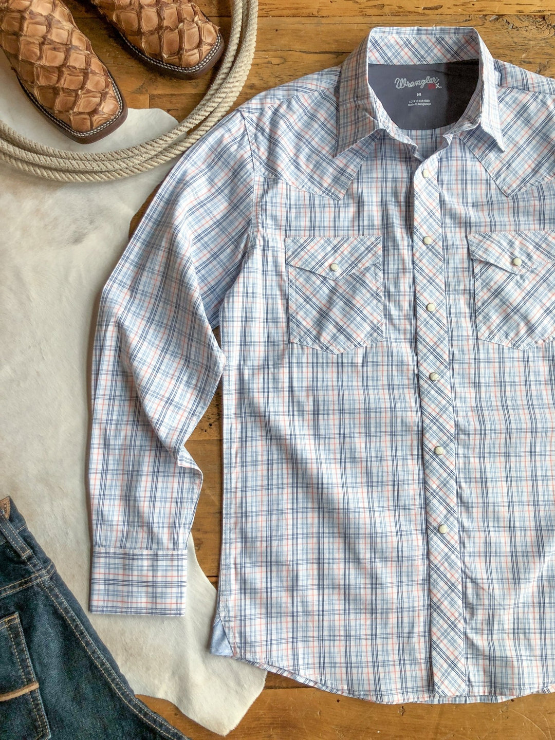 Colesburg Wrangler Men's Plaid Pearl Snap