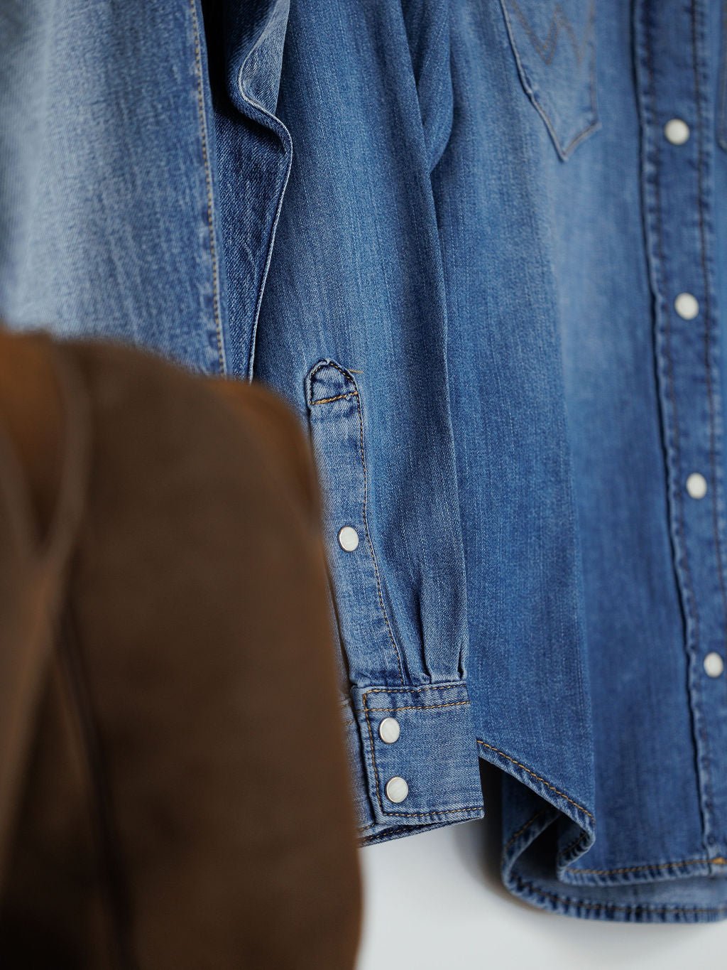 Conyers Wrangler Light Denim Pearl Snap