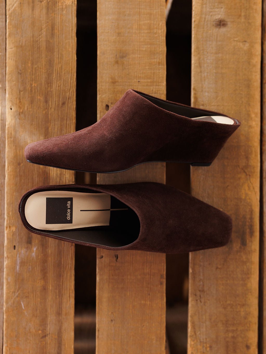 Grulla Mahogany Suede Wedged Mule