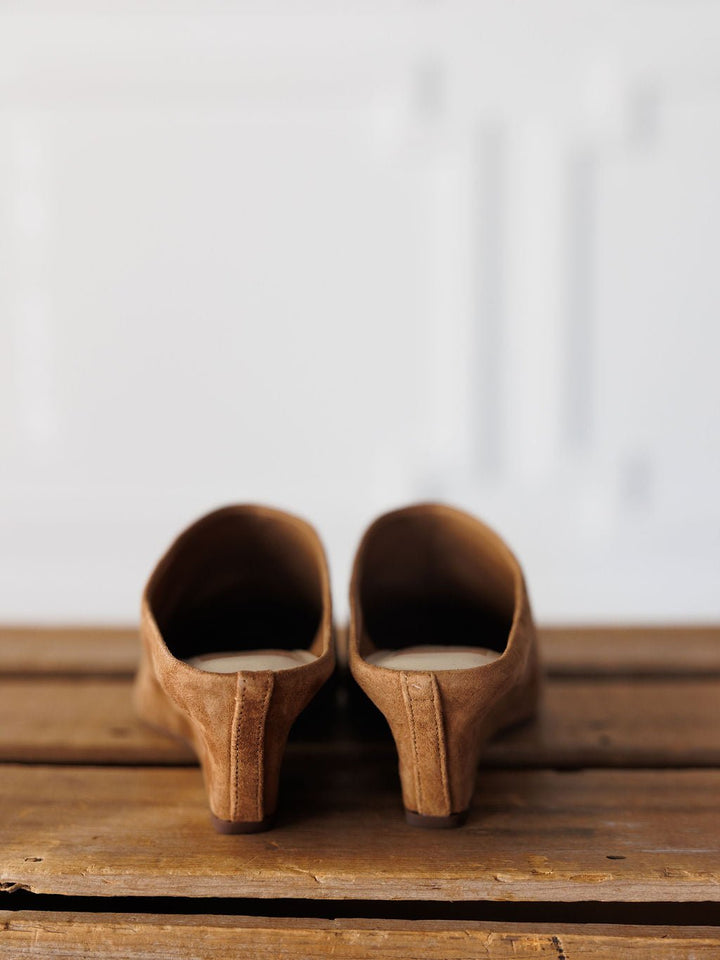Grulla Tan Suede Wedged Mule
