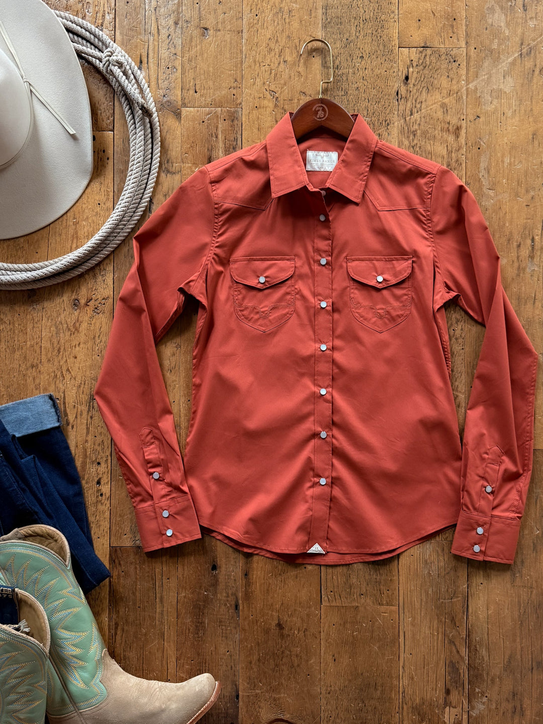 Hoxie Red Clay Performance Top