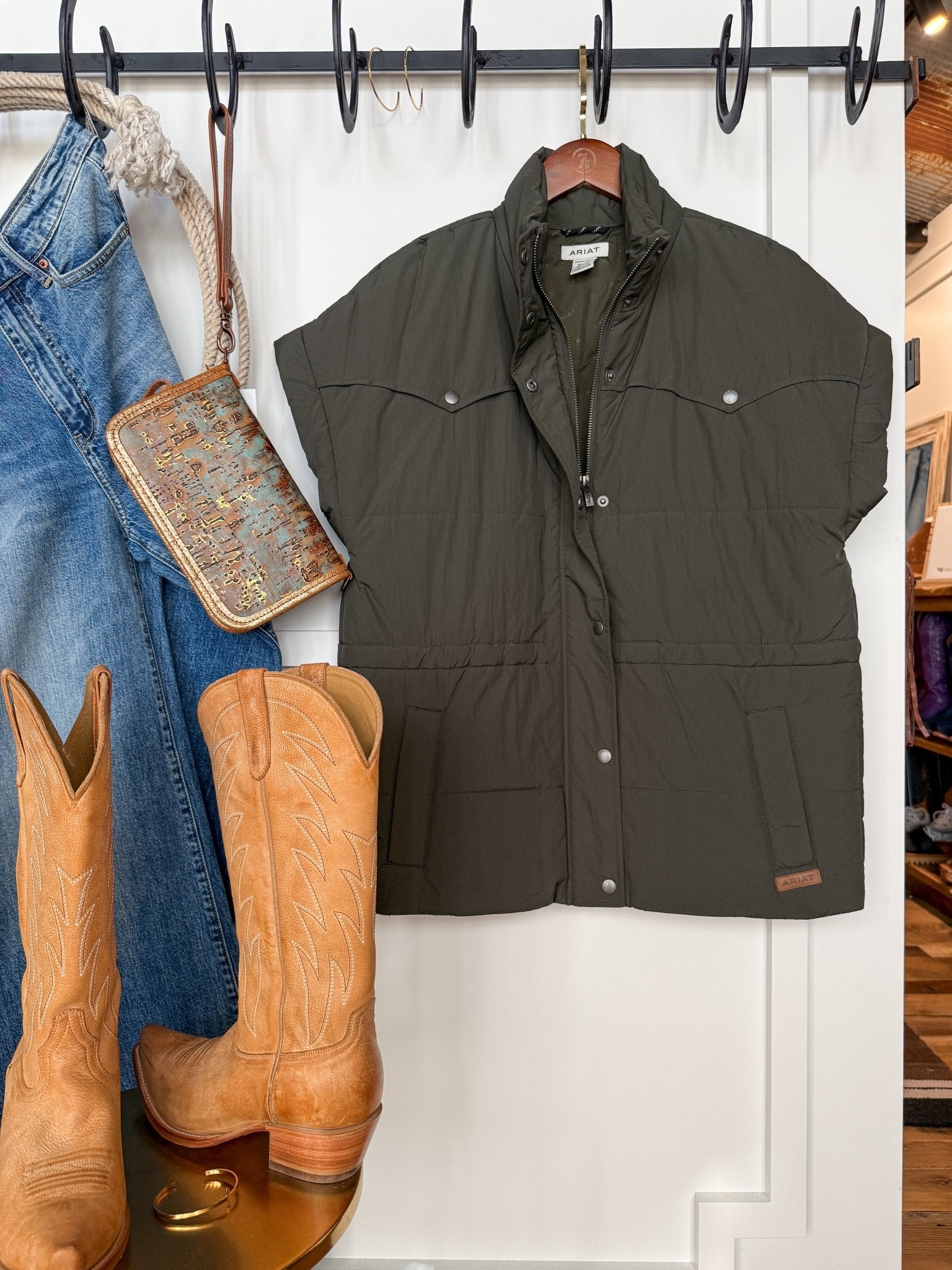 Kennedale Ariat Olive Puffer Vest – Savannah Sevens western life