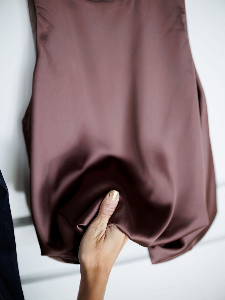Lavina Mauve Satin Bubble Hem Top