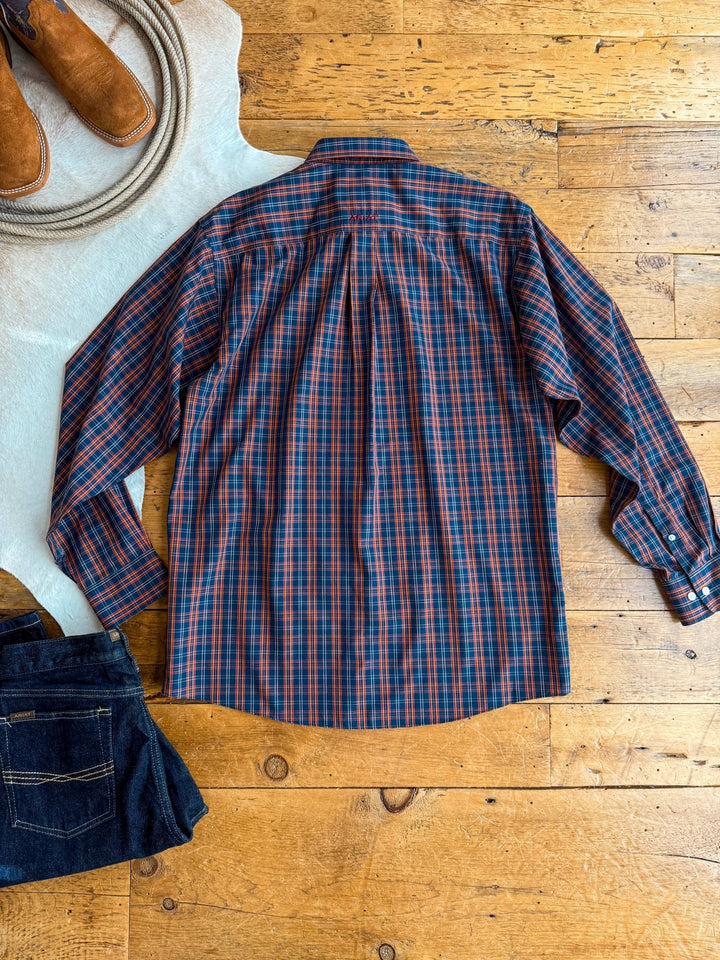 Lewisville Ariat Men's Navy Plaid Button Up