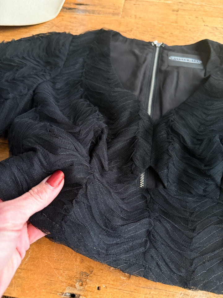 Murdo Black Textured Crop Top