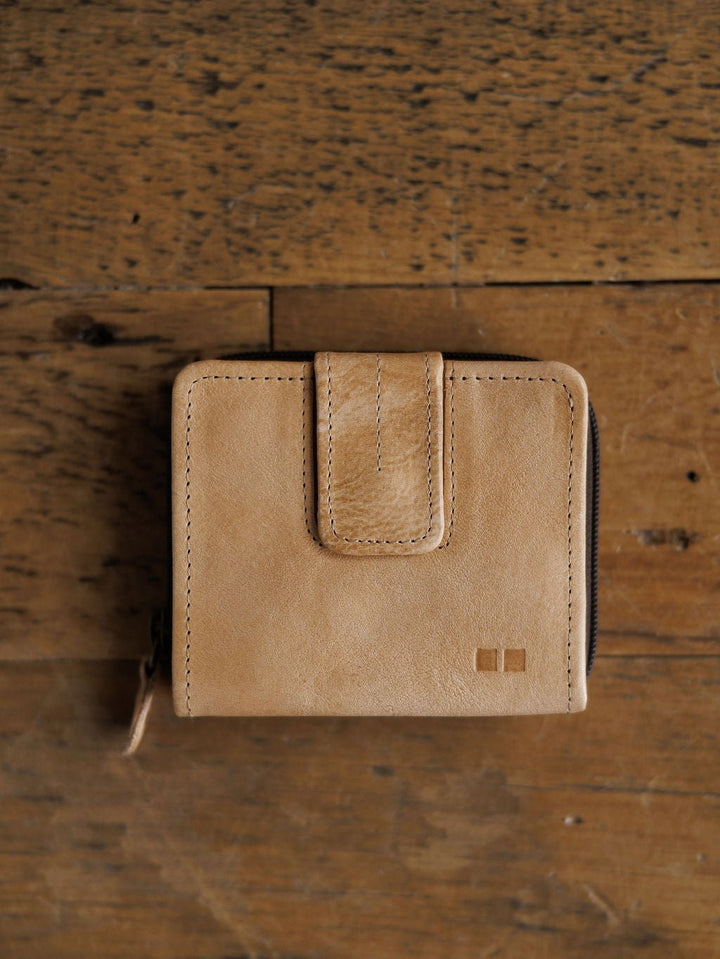 Norvell Oat Leather Wallet