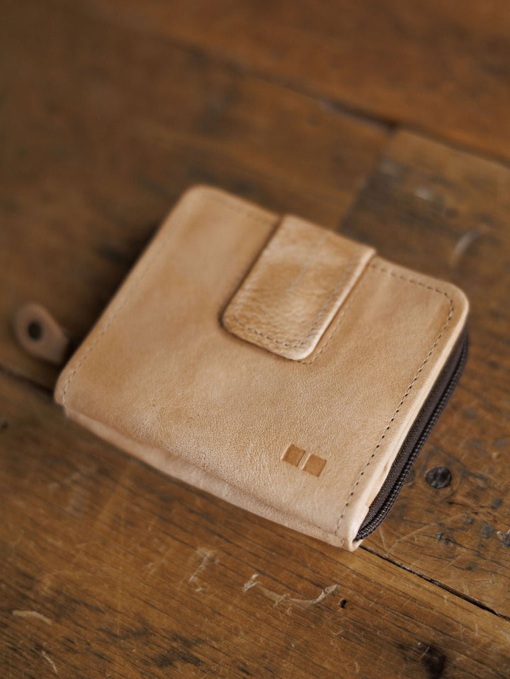 Norvell Oat Leather Wallet