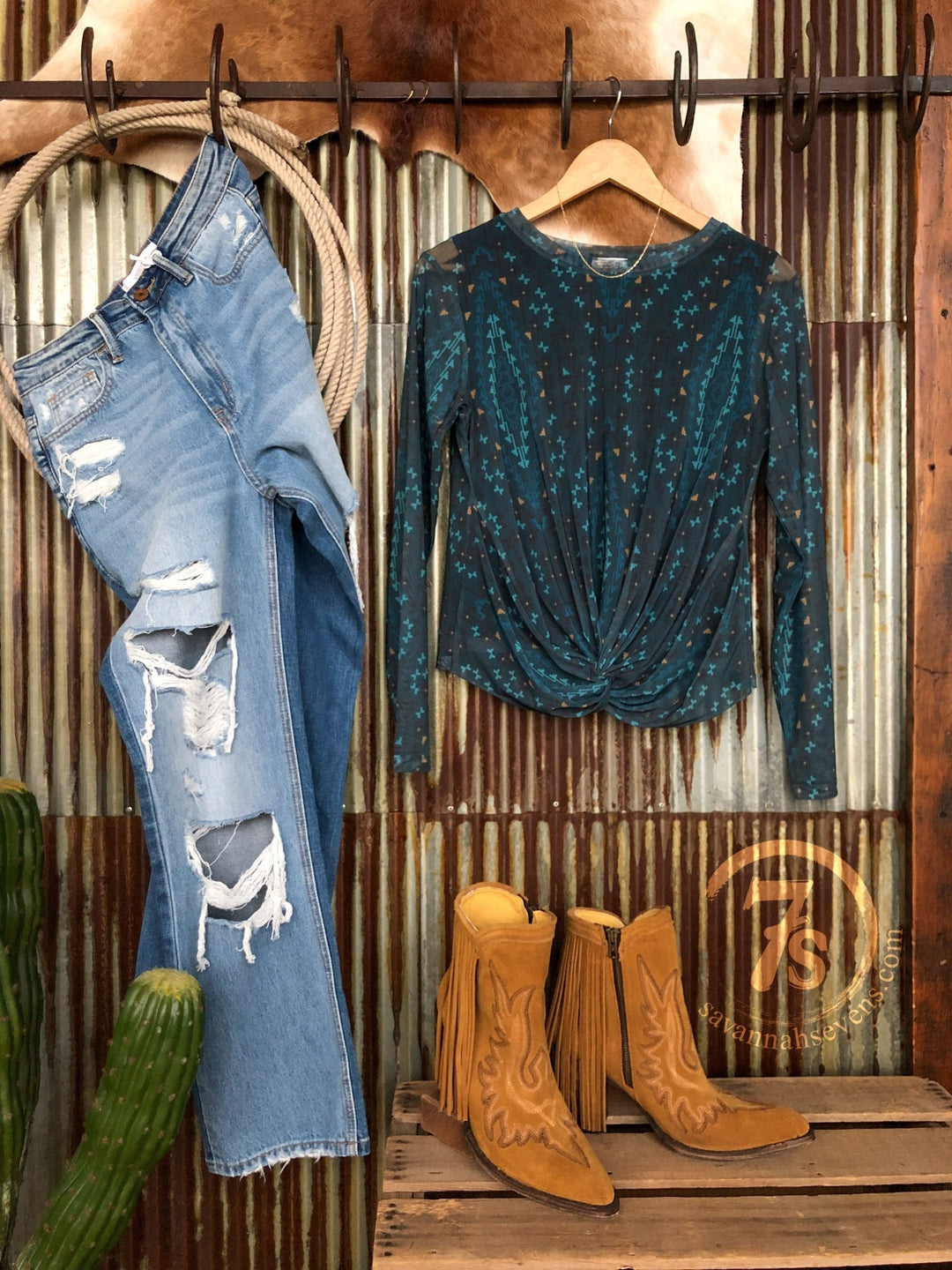 Paola Southwest Front Knot Top