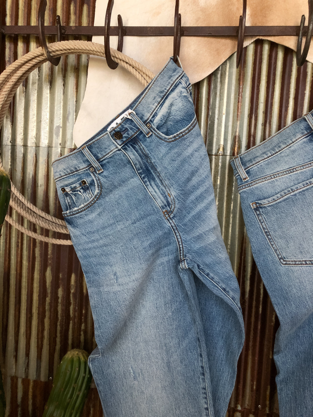 The Kamryn High Rise 90's Wide Leg Crop Jean