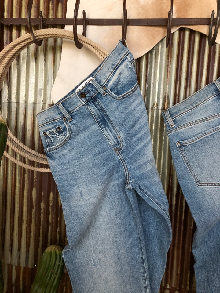 The Kamryn High Rise 90's Relaxed Straight Leg Jean