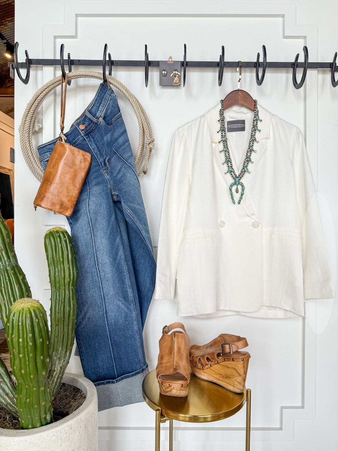 Quintana White Linen Blazer