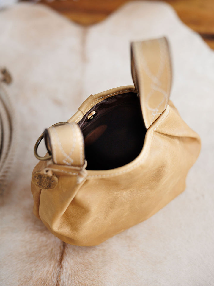 Tijeras Camel Leather Handbag